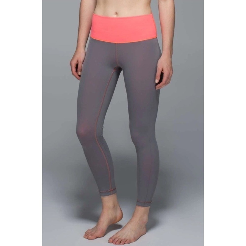 NWOT Lululemon High Times Pant Grapefruit / Slate reversible size: 4,6,8